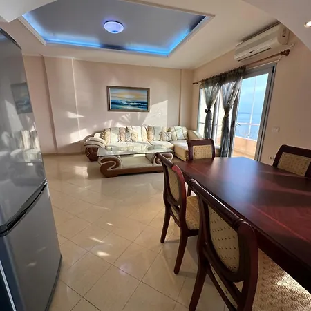 아파트 View 골렘