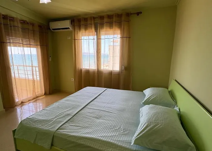 View Appartement Golem (Tirana)